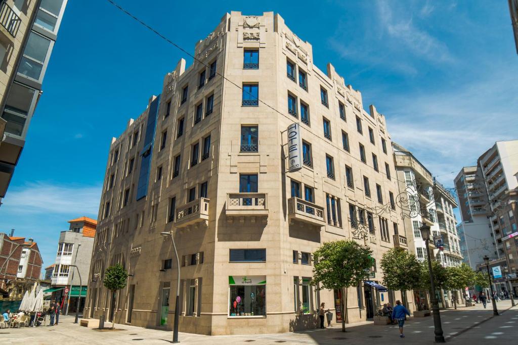 dried flowers hanging on the wall